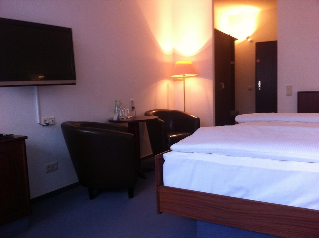 Hotel Anders Arnstadt Zimmer foto